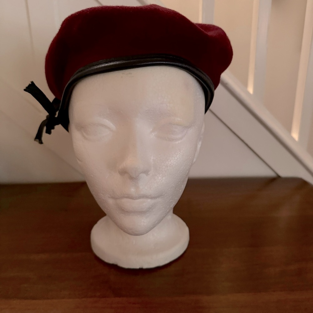 Vtg Raspberry Beret Wool Punk Rock DSCP Garrison Collection Made in USA Sz 6 7/8 - Picture 8 of 10
